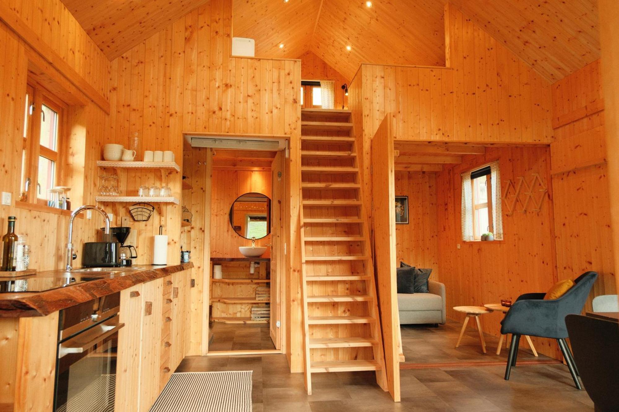 Mulafossur Cottages By Famous Waterfall In Gasadalur 외부 사진