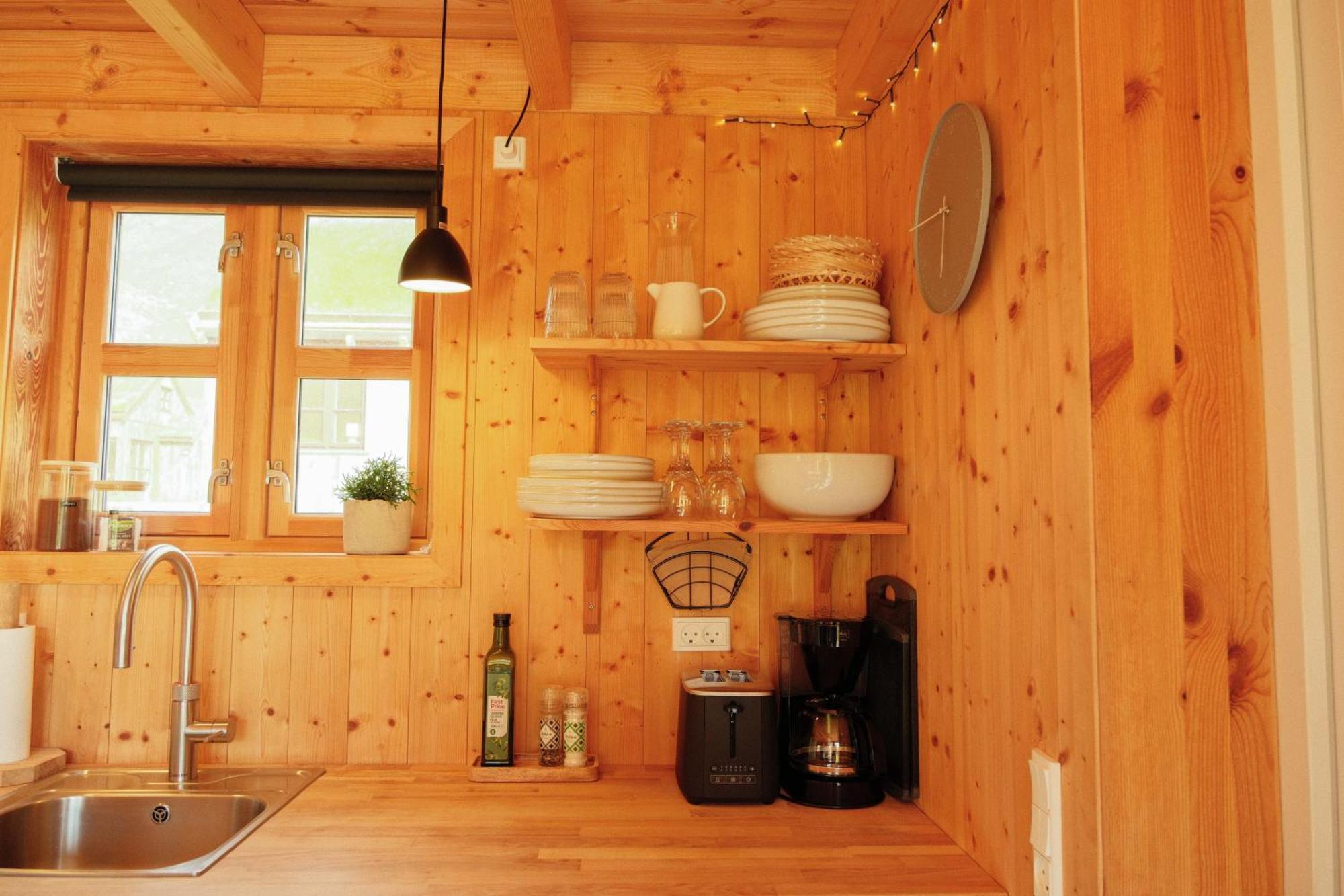Mulafossur Cottages By Famous Waterfall In Gasadalur 외부 사진