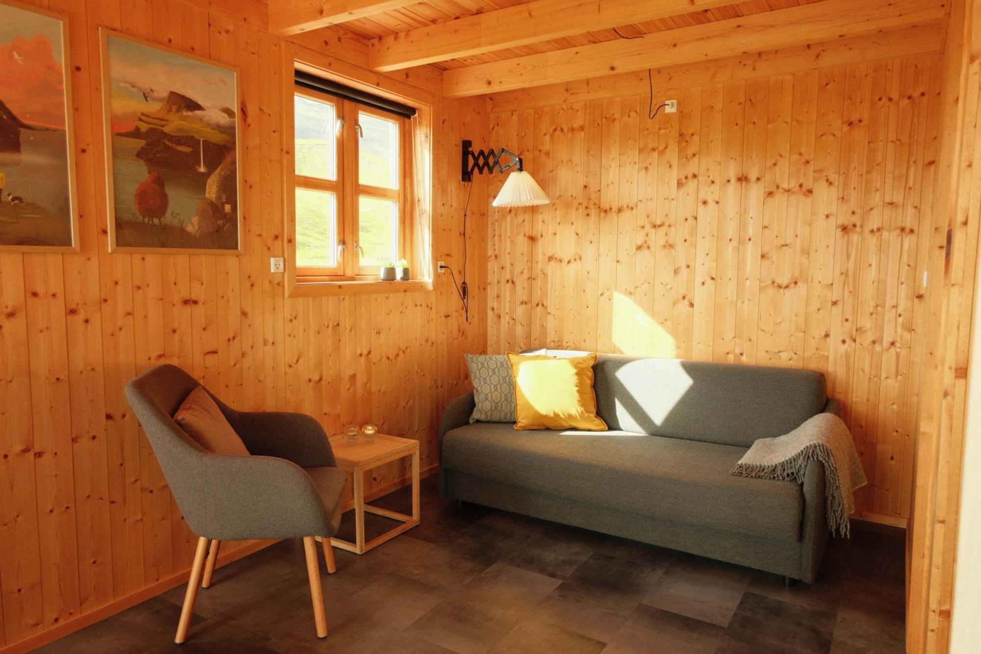 Mulafossur Cottages By Famous Waterfall In Gasadalur 외부 사진