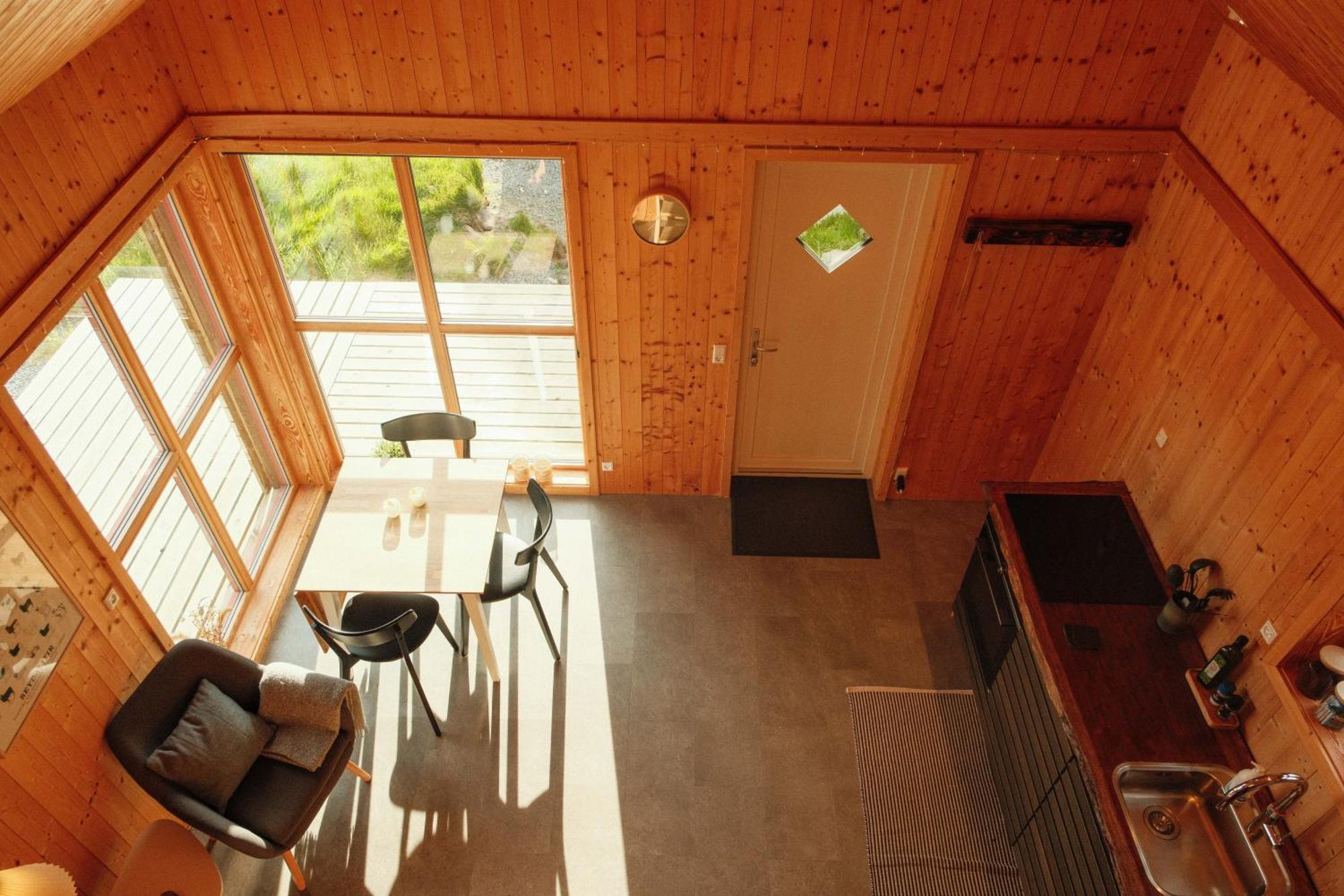 Mulafossur Cottages By Famous Waterfall In Gasadalur 외부 사진