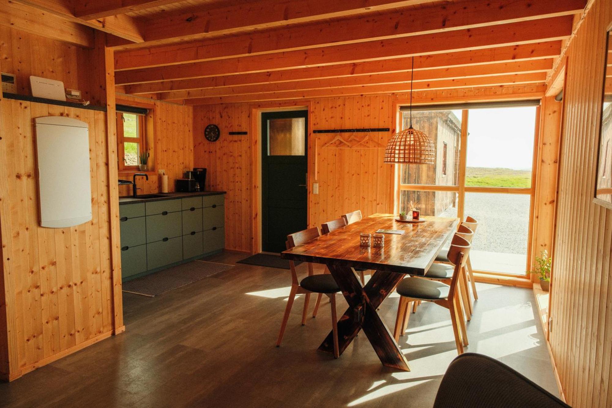 Mulafossur Cottages By Famous Waterfall In Gasadalur 외부 사진